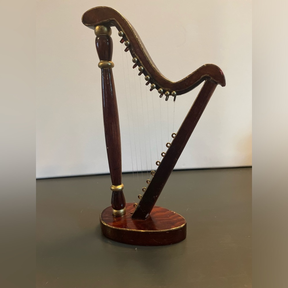 VTG Antique Brown and Gold Miniature wooden Harp Figurine